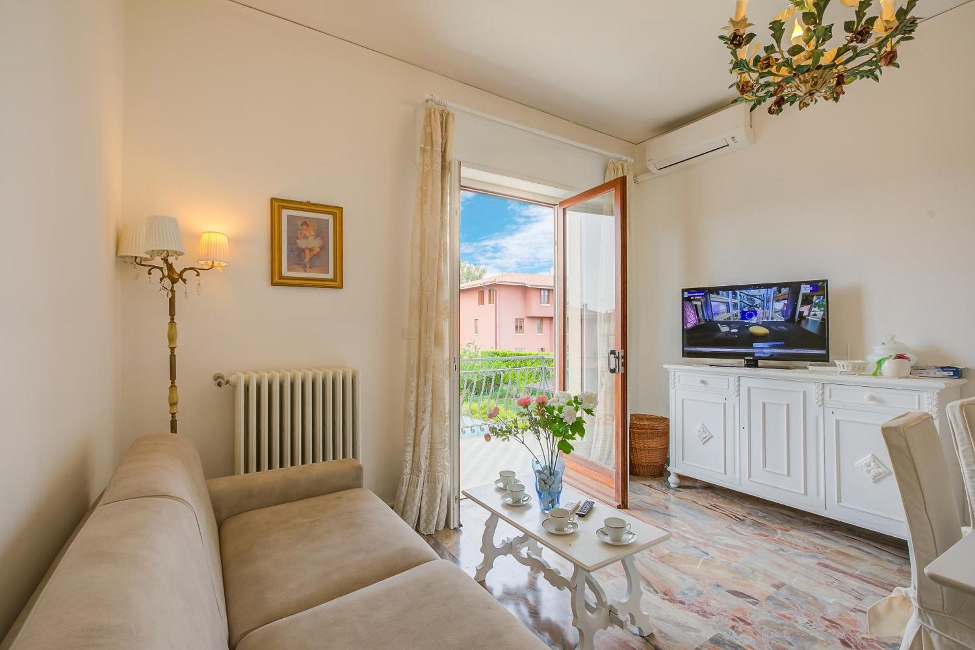 Casa Milly - Happy Rentals Desenzano del Garda Eksteriør billede
